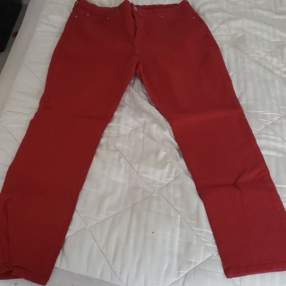 NYD red jeans - Picture 2 of 3
